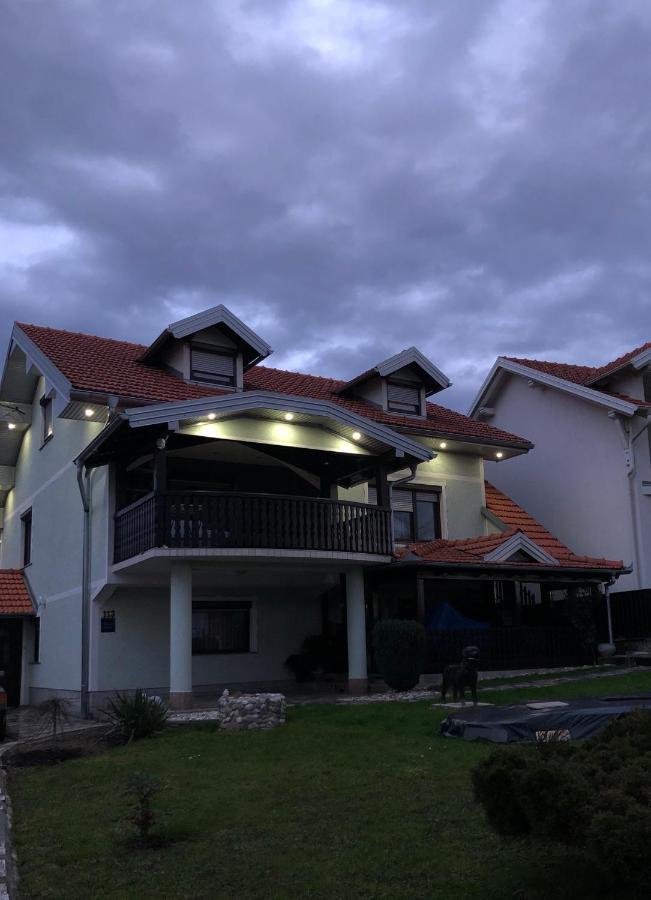Sobe Darko Cindric Hotel Károlyváros Kültér fotó