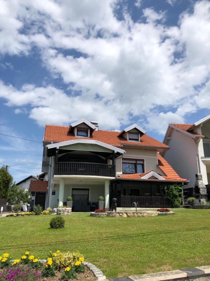 Sobe Darko Cindric Hotel Károlyváros Kültér fotó