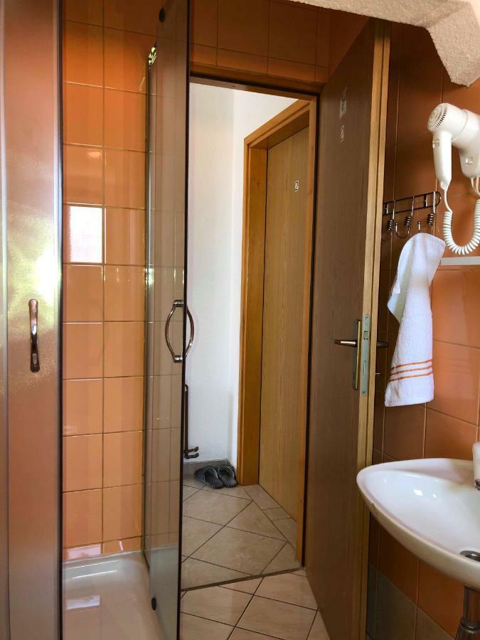 Sobe Darko Cindric Hotel Károlyváros Kültér fotó